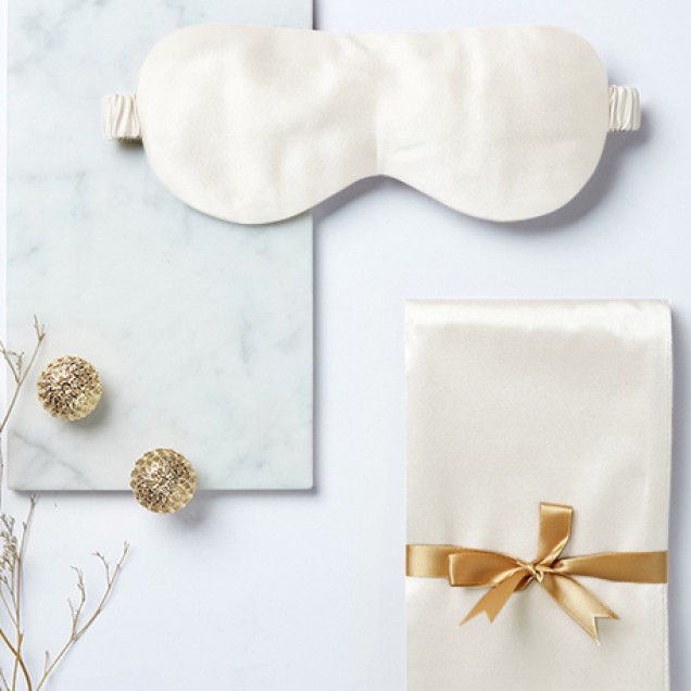 Cheap Two Piece Silk Gift Set Ivory Pillowcase & Eye Mask Cheap Two Piece Silk Gift Set Ivory Pillowcase & Eye Mask