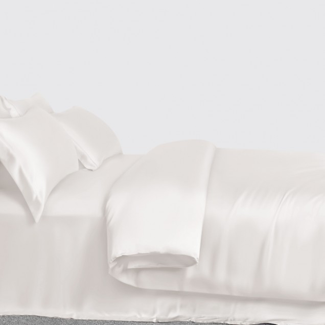 Cheap White 3 PCS 22 Momme Mulberry Silk Duvet Cover Set Cheap White 3 PCS 22 Momme Mulberry Silk Duvet Cover Set